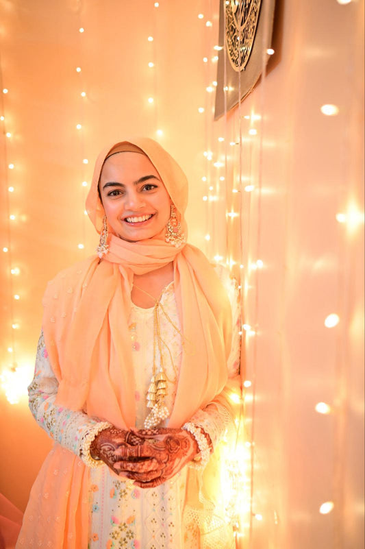 "Elevate Your Modest Style: Discovering the Beauty of Sana's Hijabs Collection"